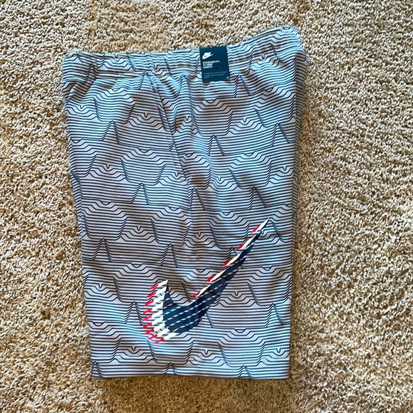 Nike Other - NWT gray Nike red,white and blue swoosh sweatshorts size large